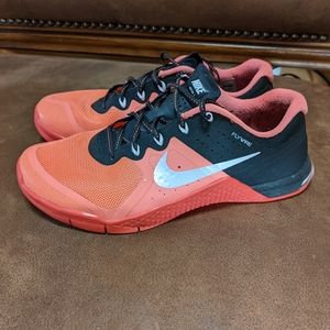 Nike Metons 8.5